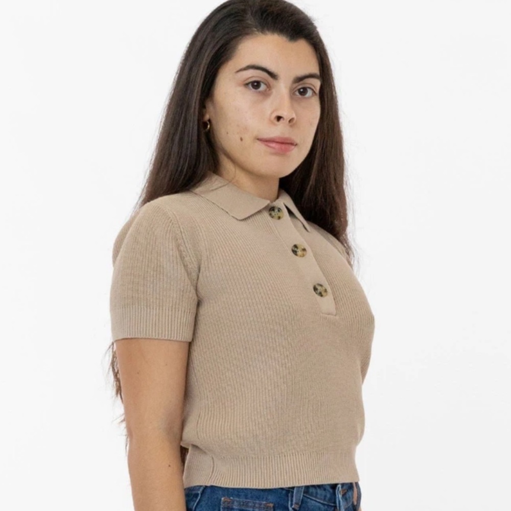 COTTON SHORT SLEEVE CROPPED POLO SWEATER (WHEAT)